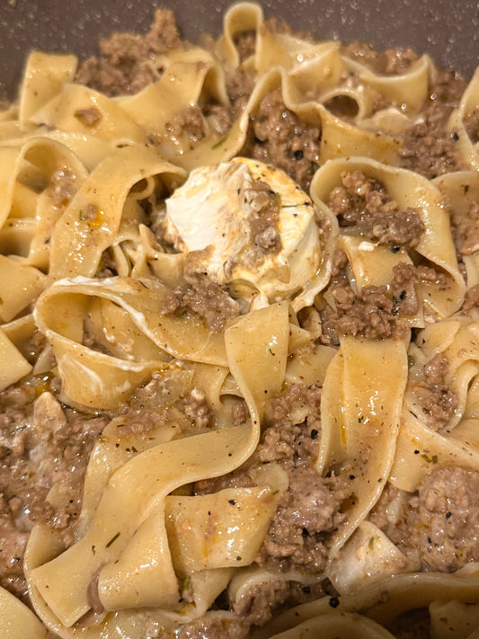 Garlic Herb Goat Cheese Pappardelle with Seasoned Beef